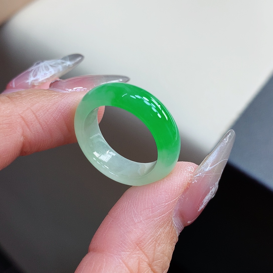 翡翠戒指未镶嵌15号