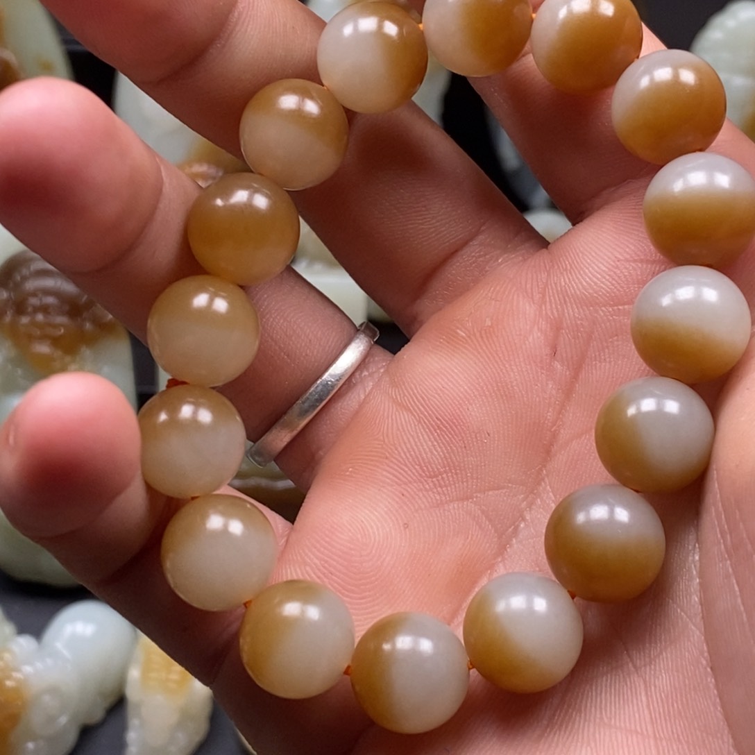 和田玉（糖玉）未镶嵌颈饰