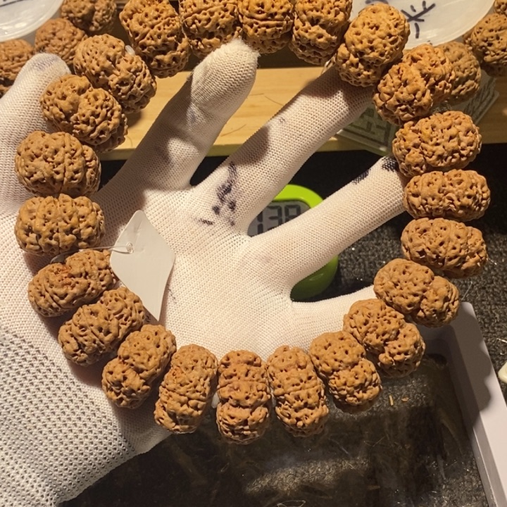 ****爷吊坠金刚菩提您看行就去找她要的