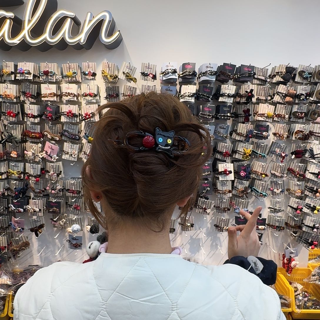 非金属黑色小猫扭扭夹