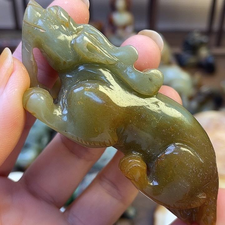 未镶嵌和田玉（糖玉）挂件