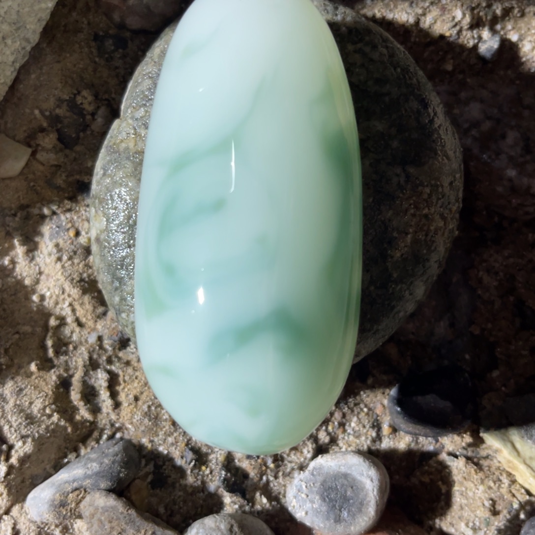 天然无镶嵌手把件