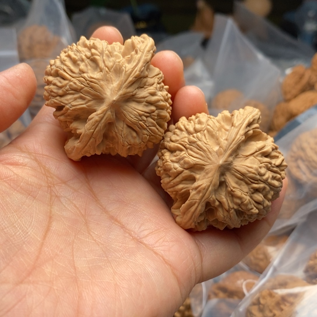 文玩核桃把件望月47尺