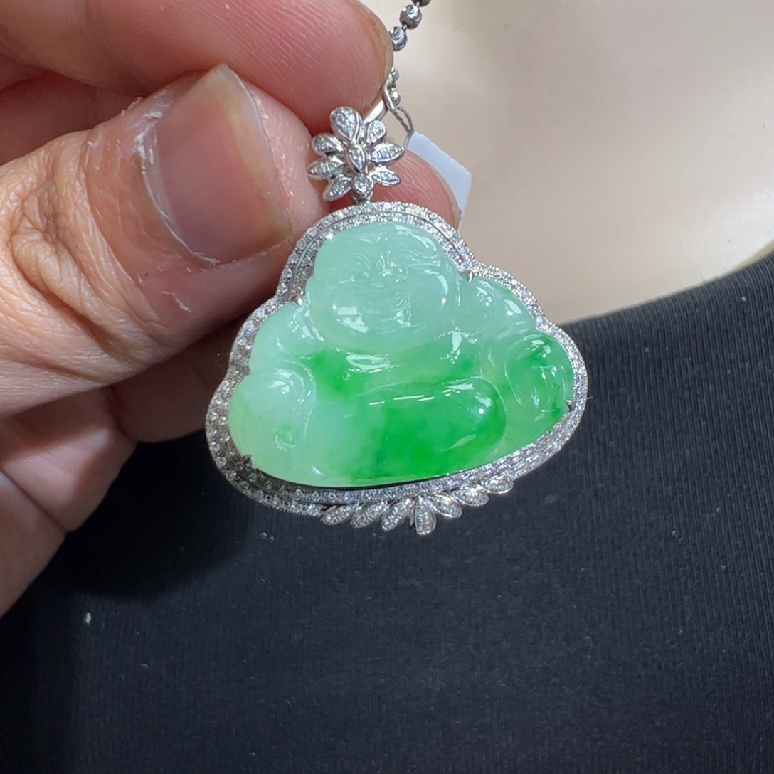 翡翠吊坠(不含链)18K金镶嵌