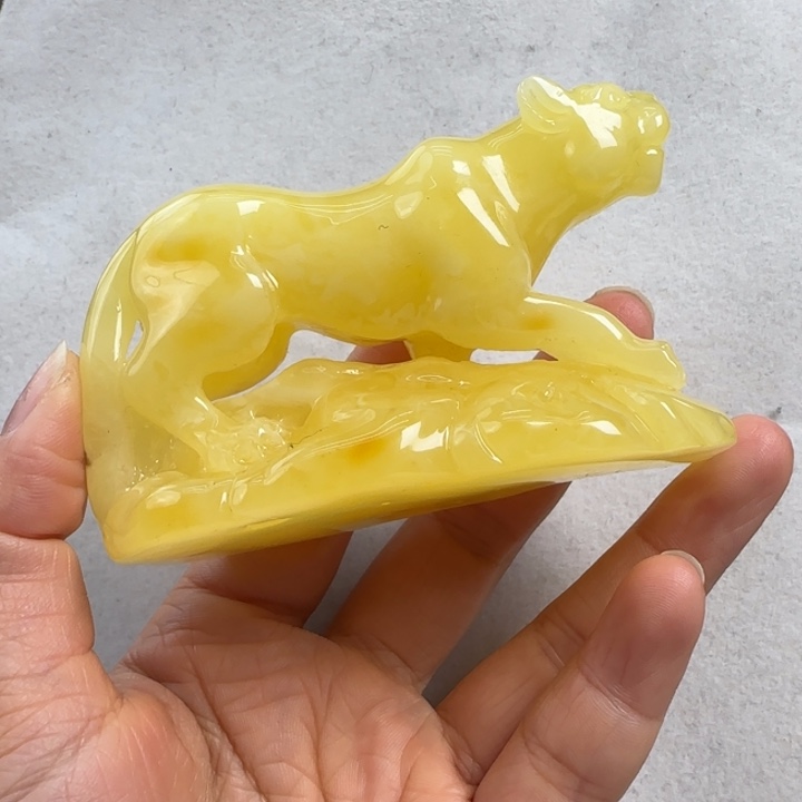 蜜蜡珠宝奇石未镶嵌