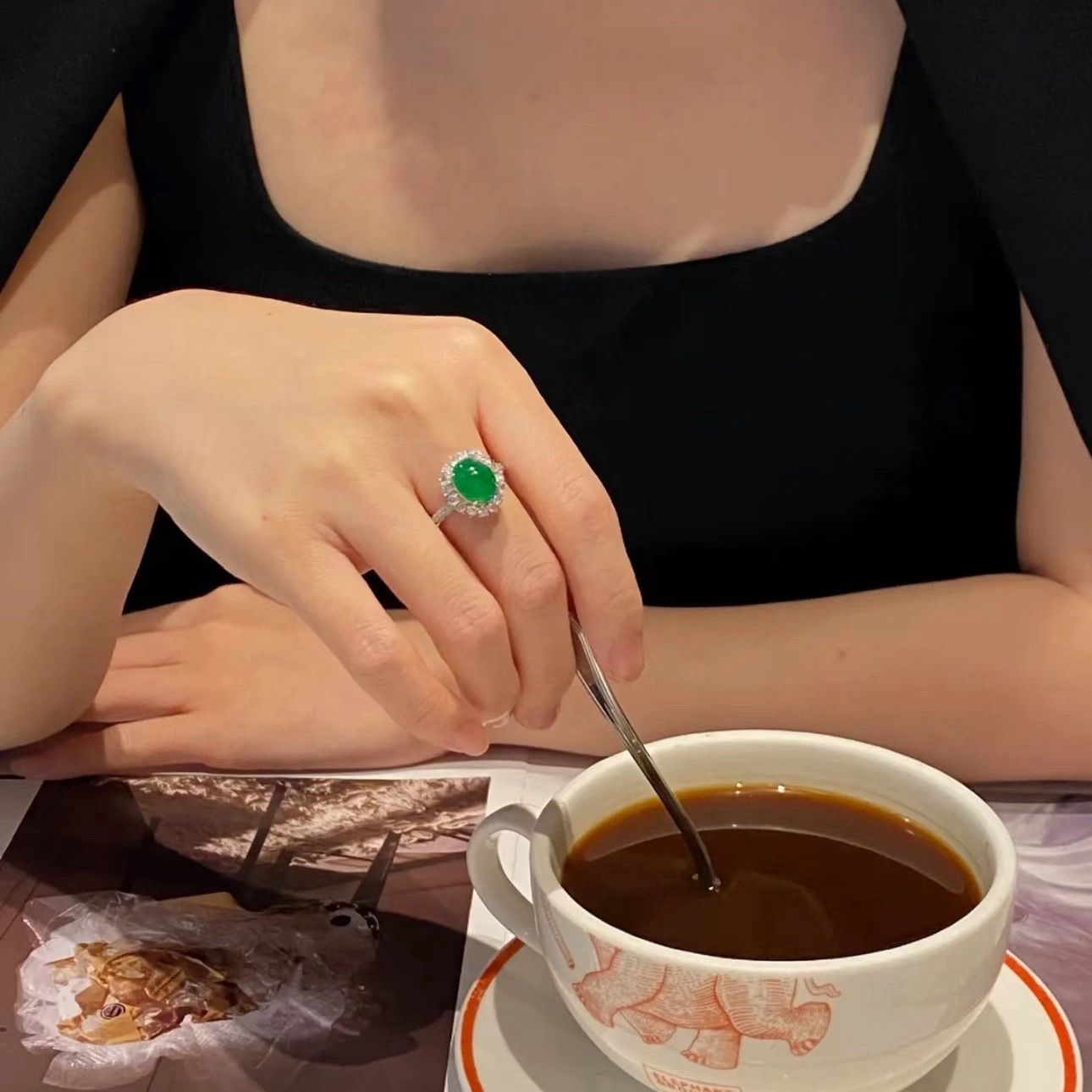 足银戒指 足银戒指翡翠绿蛋