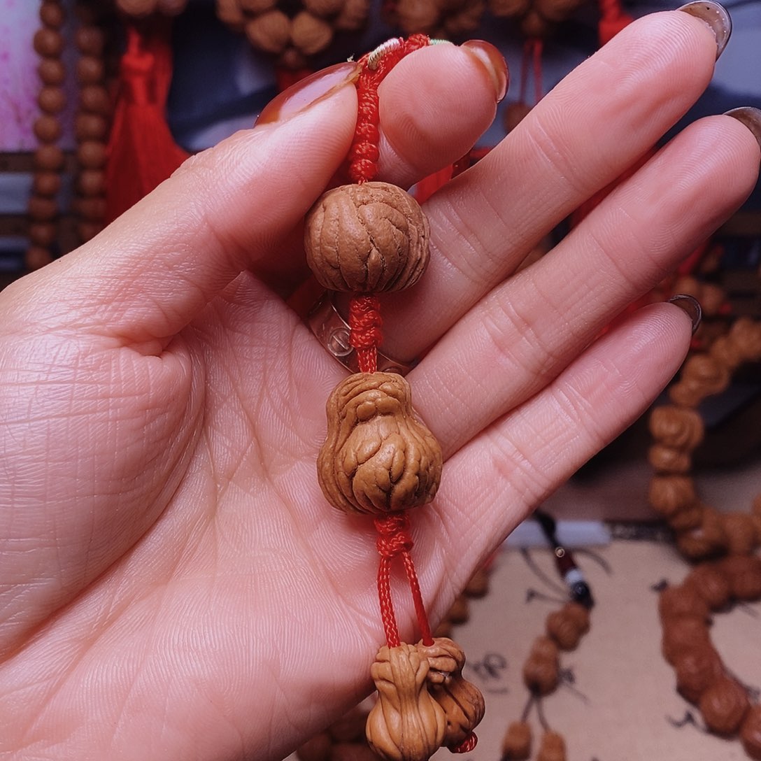 桃核吊坠龙纹桃枭