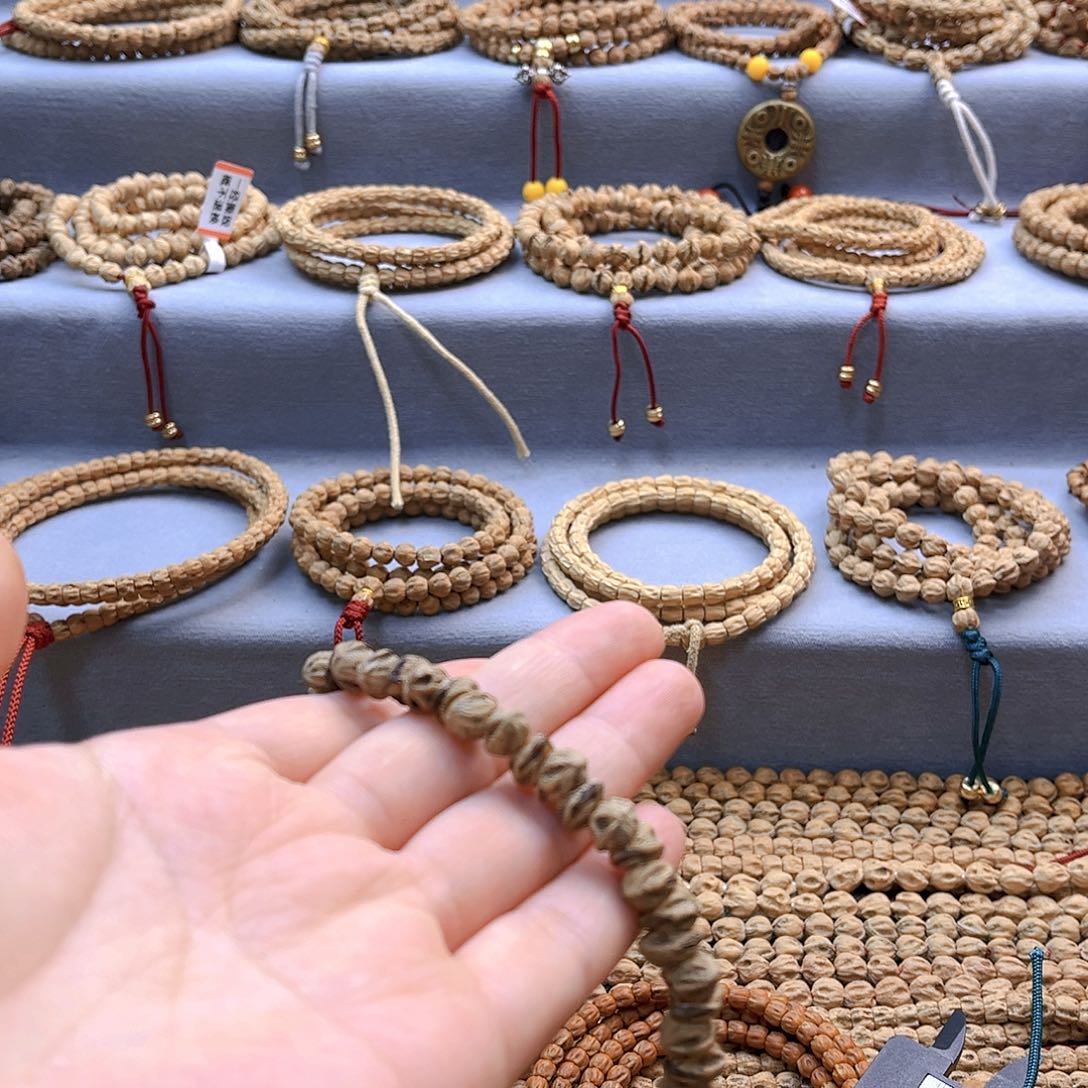 柏香籽/百香籽吊坠雨*