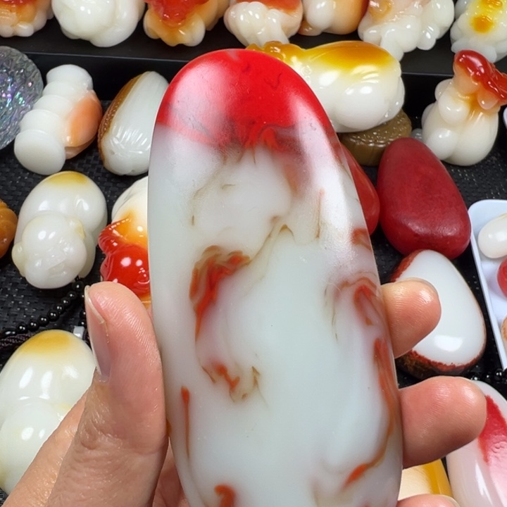 新疆戈壁五彩石金丝