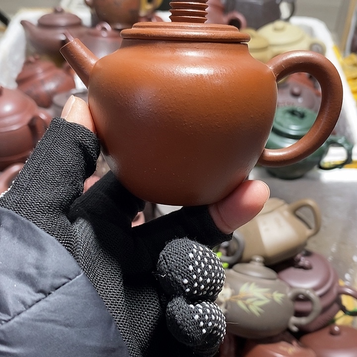 紫砂茶壶微瑕微笑
