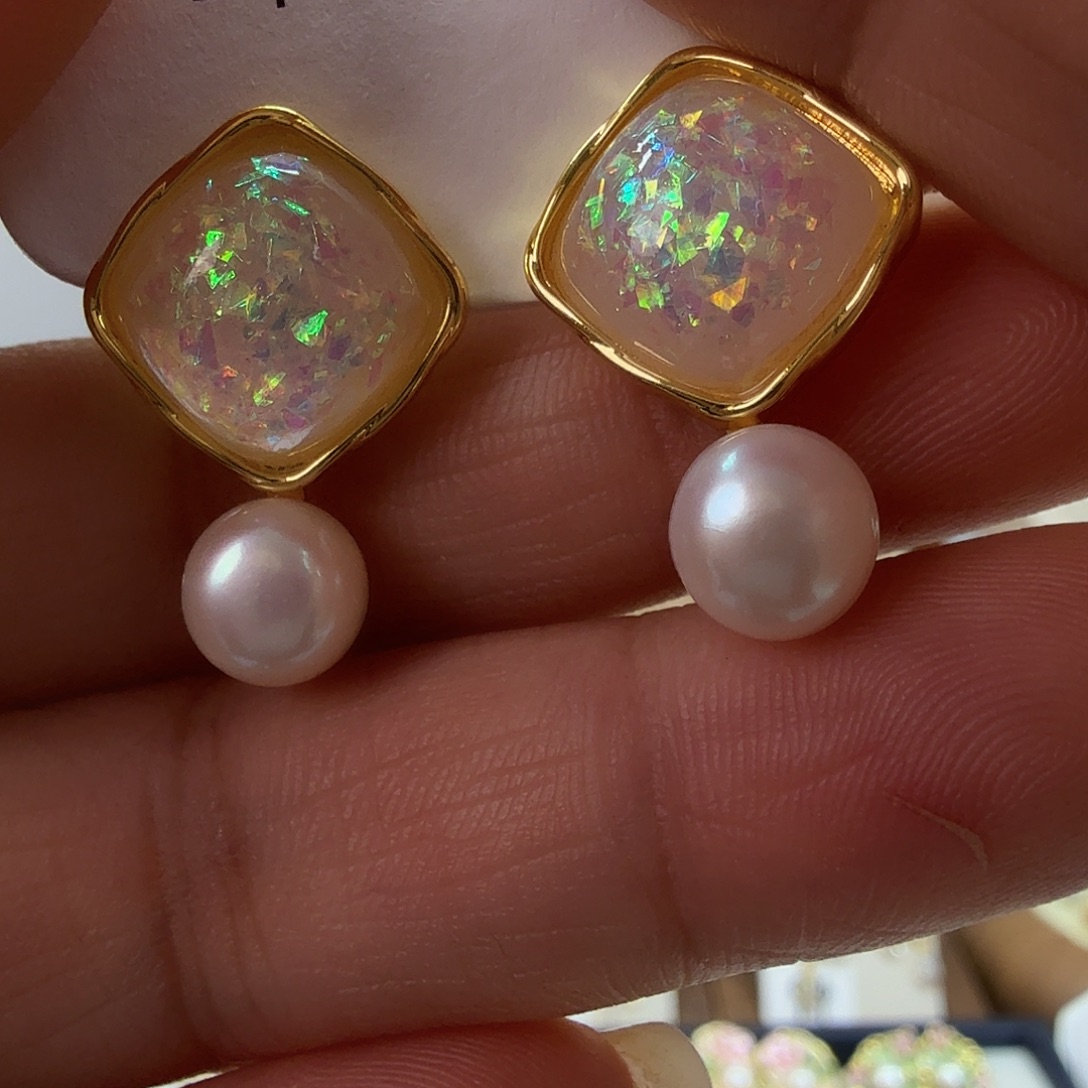 未镶嵌淡水珍珠耳饰