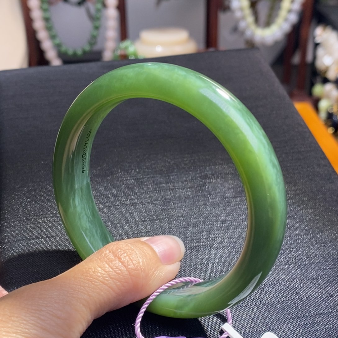 和田玉碧玉猫眼手镯56圈口未镶嵌