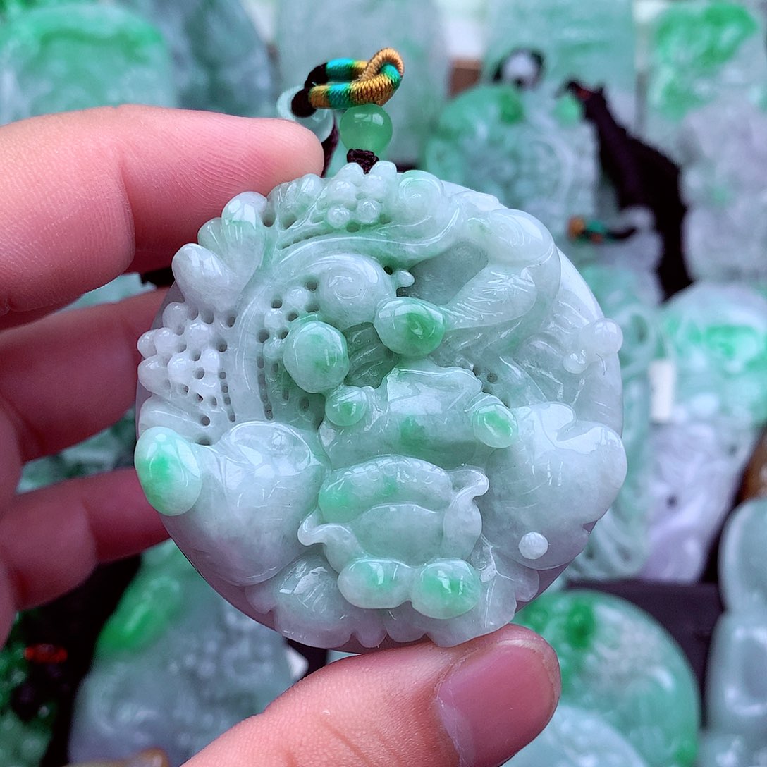 翡翠未镶嵌吊坠(不含链)