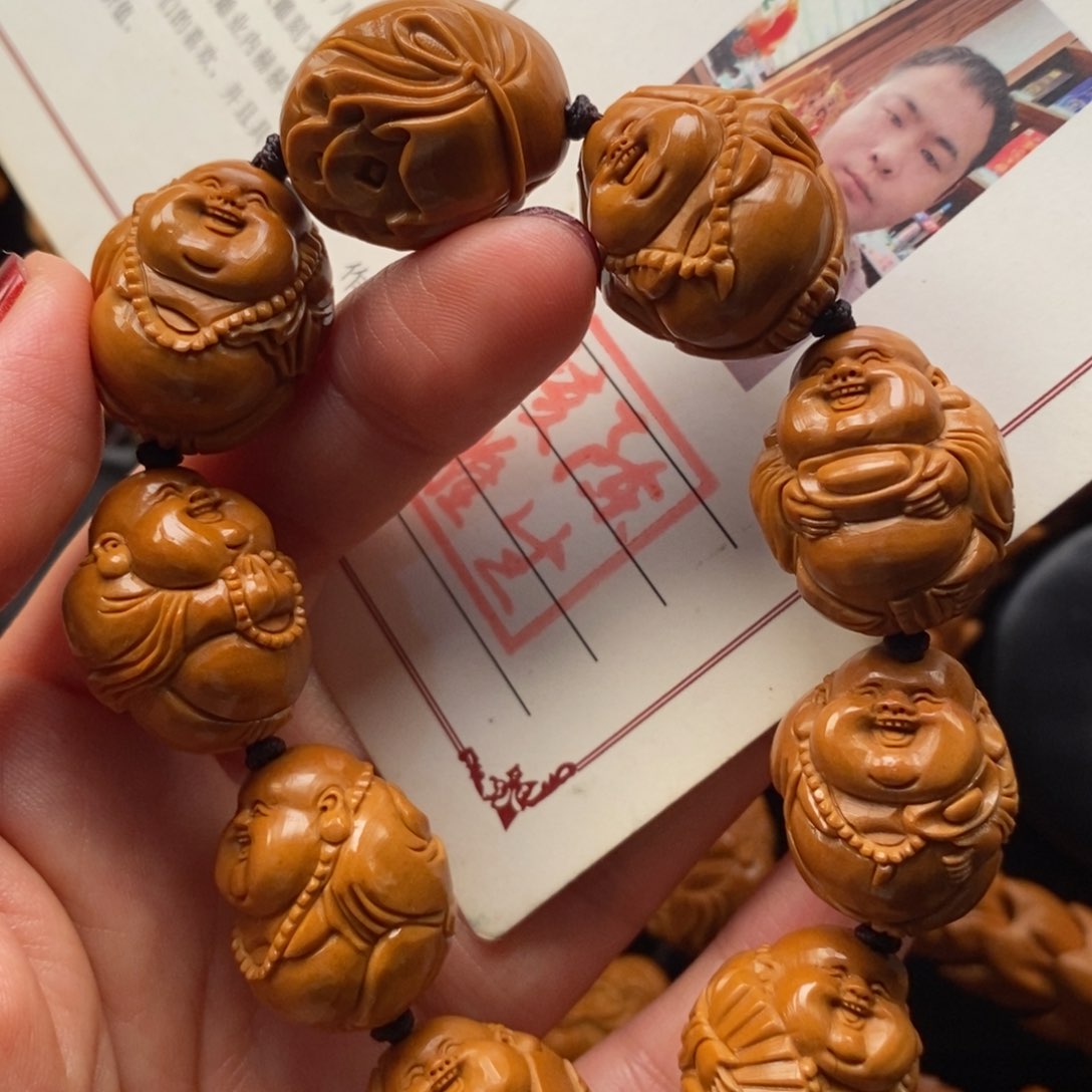 橄榄核手串欢喜弥勒