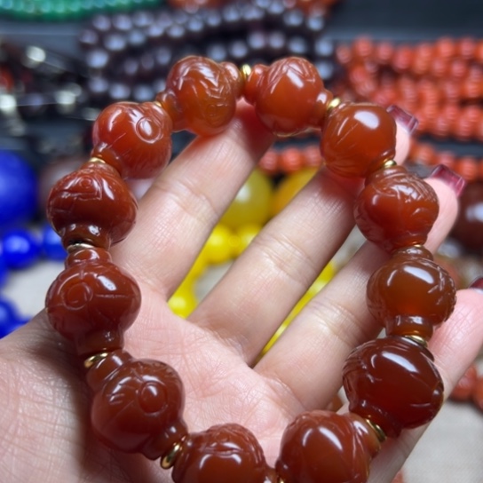 玛瑙/玉髓颈饰未镶嵌