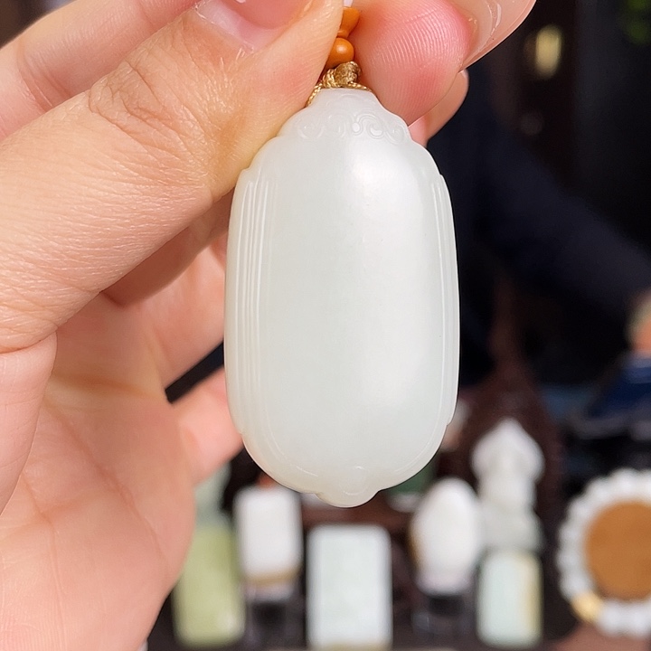 和田玉未镶嵌颈饰定制发货