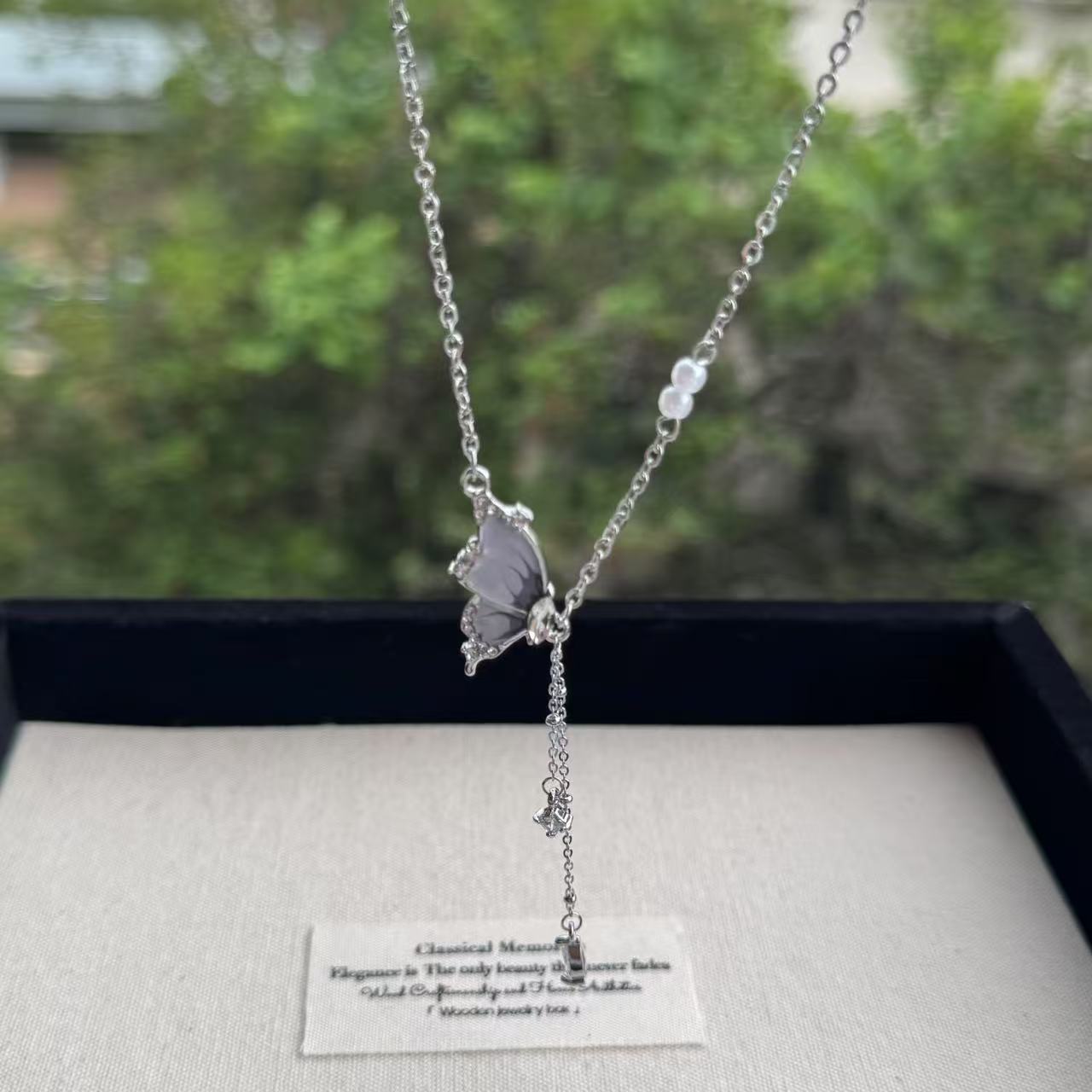 铜合金项链 Q41-设计感蓝色蝴蝶流苏项链