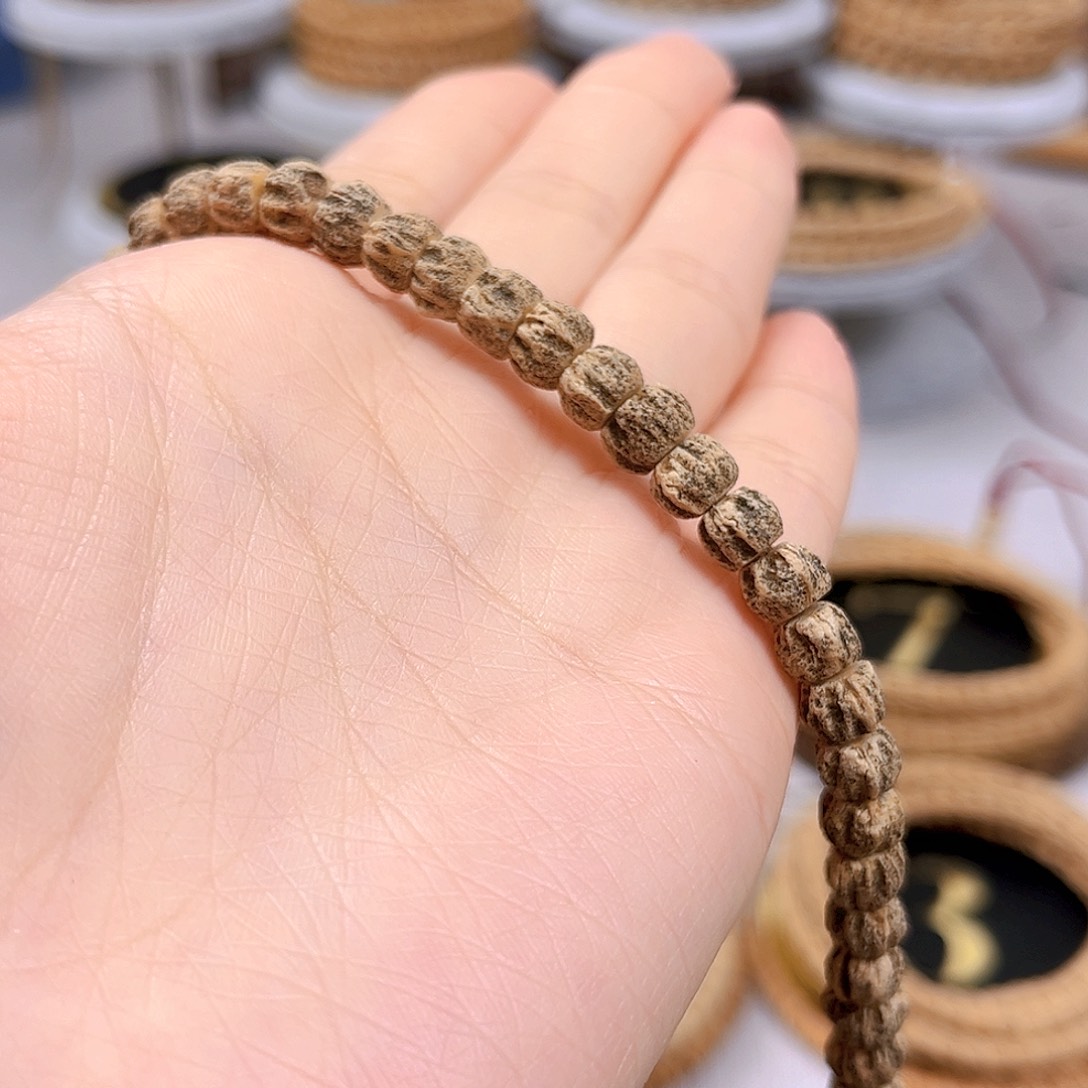 柏香籽/百香籽吊坠猫**霸