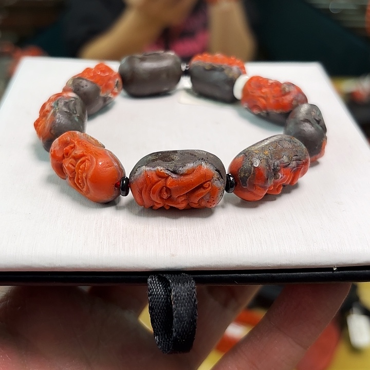 南红玛瑙未镶嵌买啊东赛保山南红