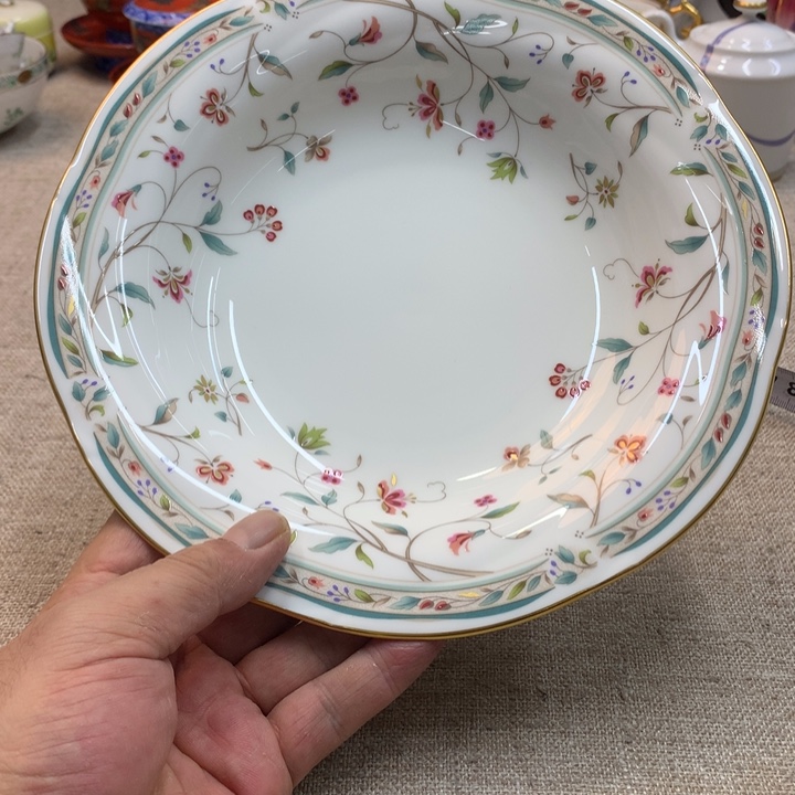 金瓷阁家的美丽瓷器