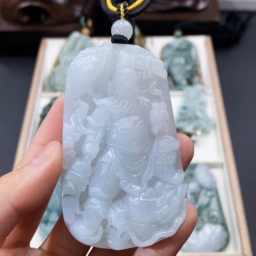 C***志翡翠未镶嵌颈饰缅甸翡翠a货