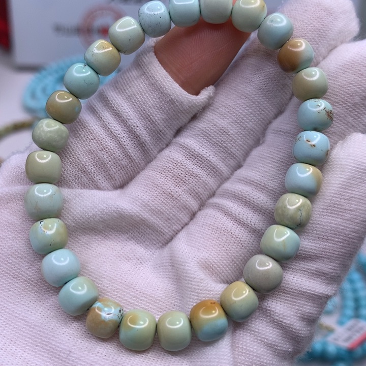 绿松石配饰未镶嵌