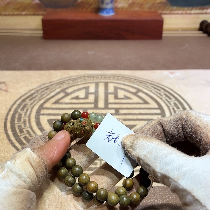 老***长维腊木（绿檀）底座