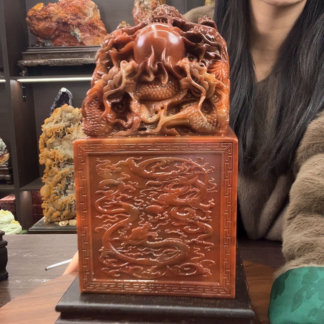 寿山石a****红。。。。。。。。。。。。。。。