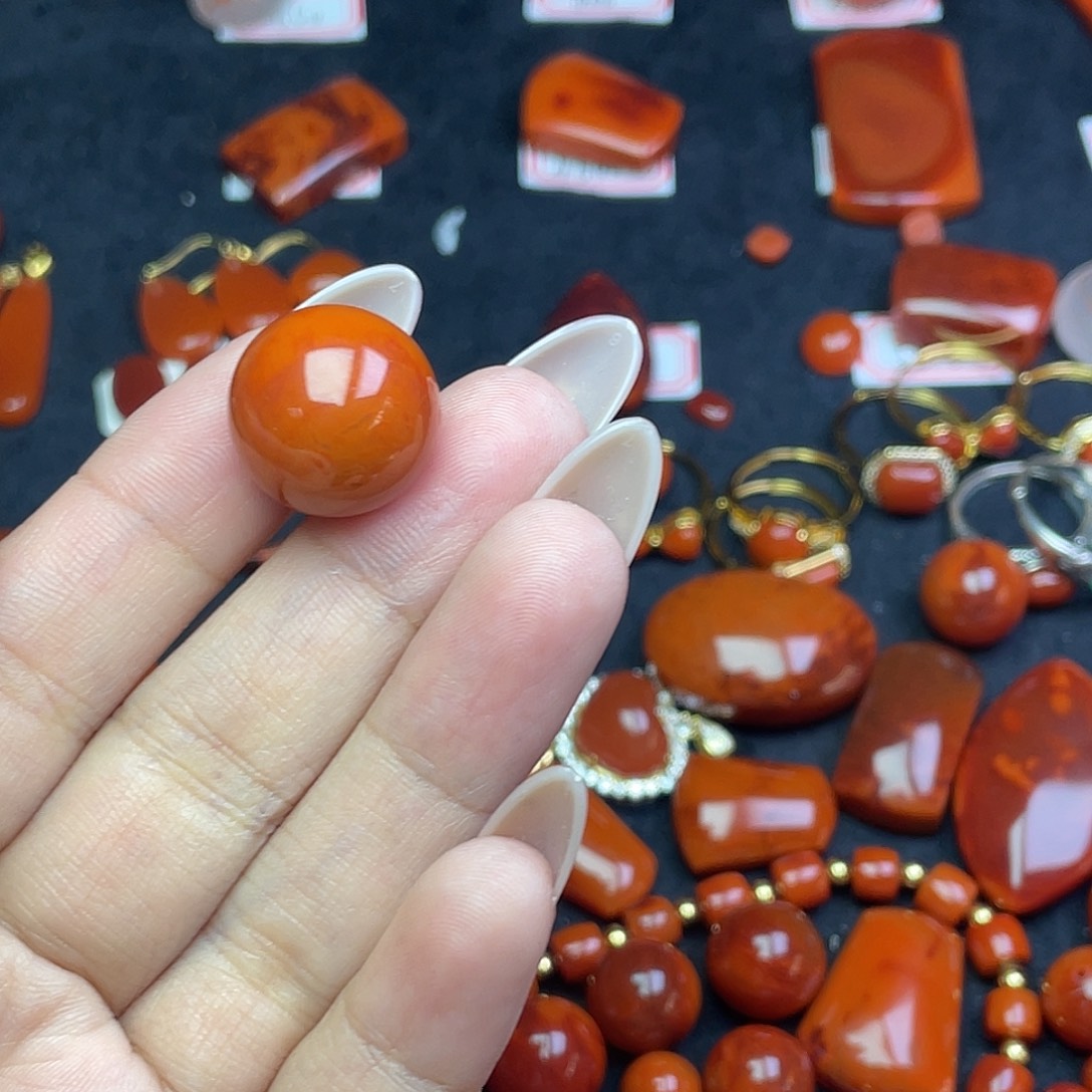 €***杨南红玛瑙未镶嵌单珠配饰原矿南红单珠配饰