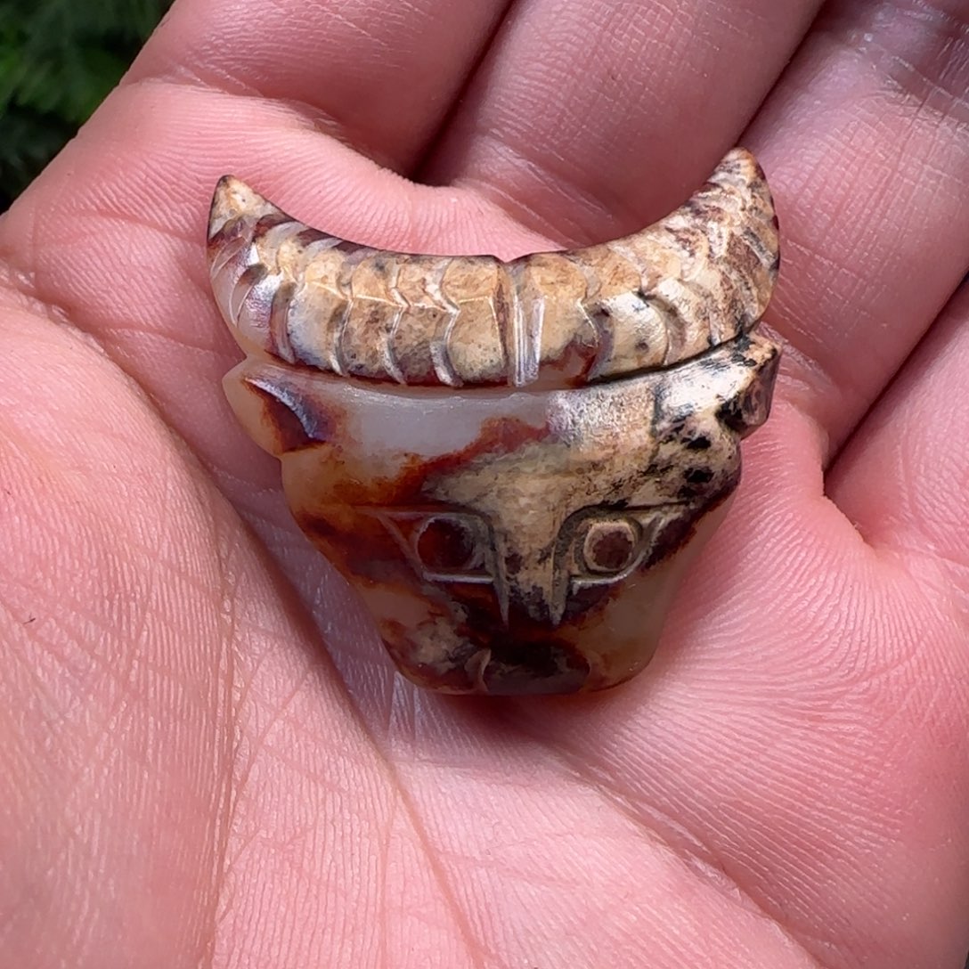 用***6和田玉（糖玉）未镶嵌挂件