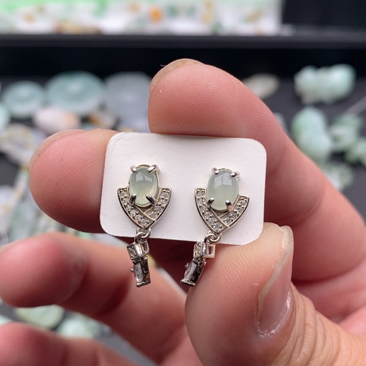 翡翠吊坠(不含链)合金