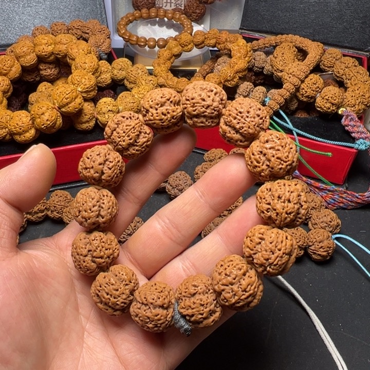 金刚菩提手串22的豆腐块
