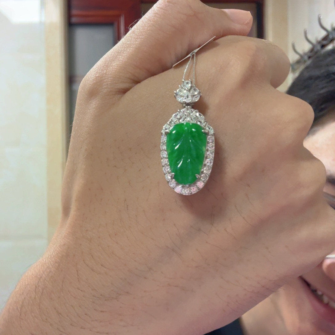 翡翠银S925镶嵌颈饰吊坠