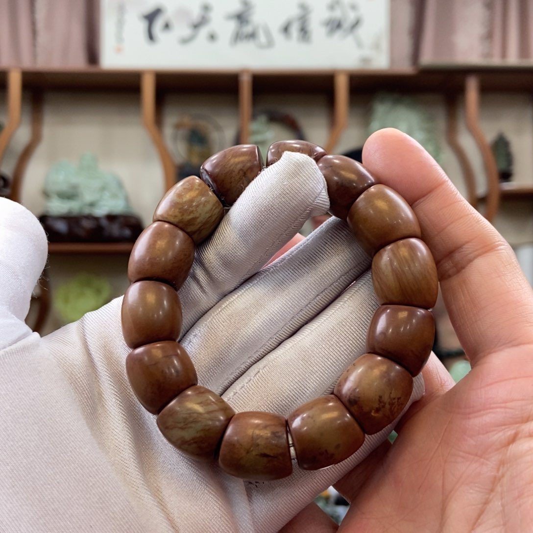 和田玉手串未镶嵌