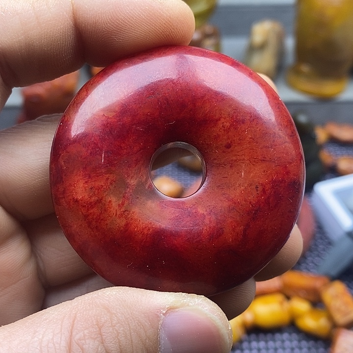 未镶嵌蛇纹石玉颈饰