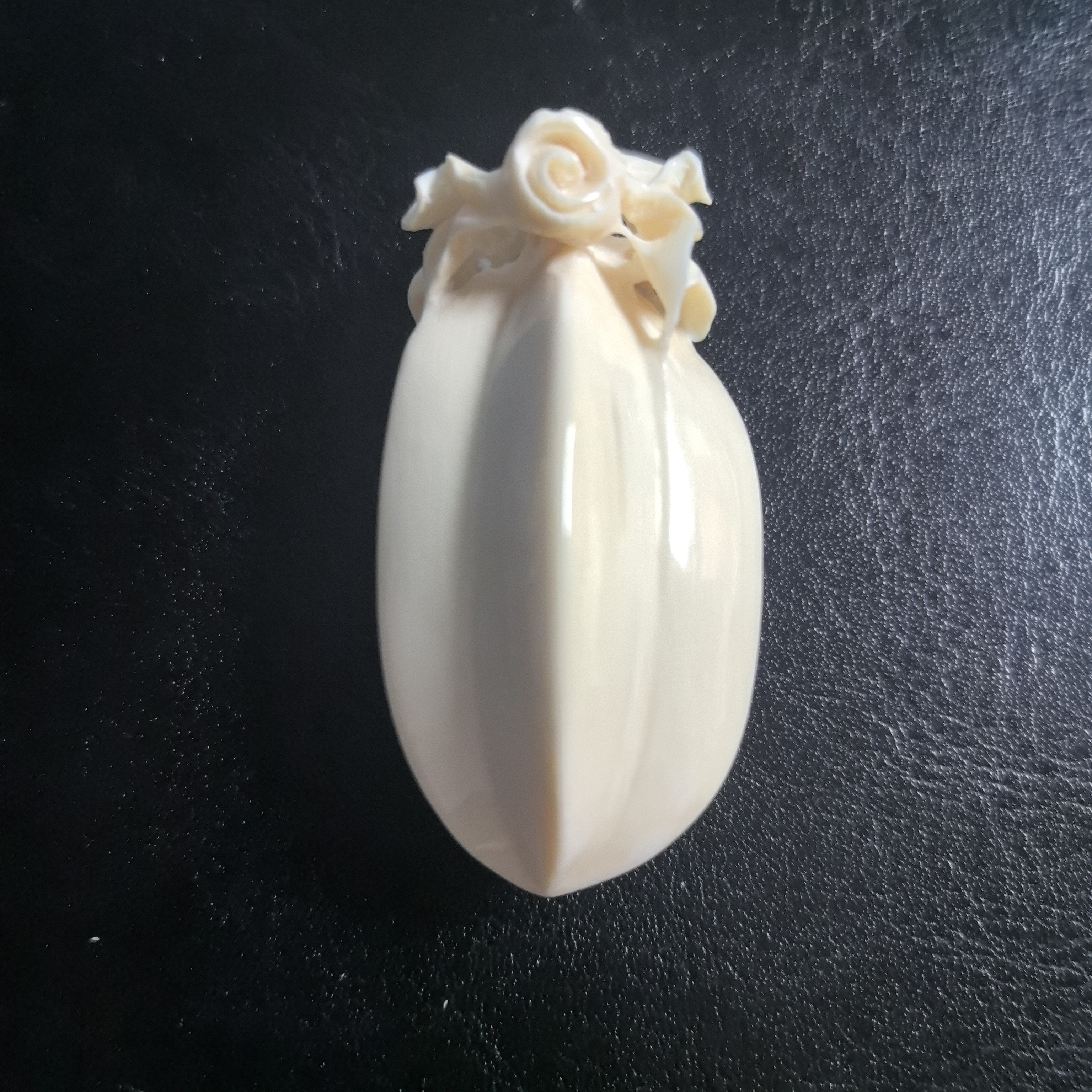 猛犸约18克雕刻件ZL0204