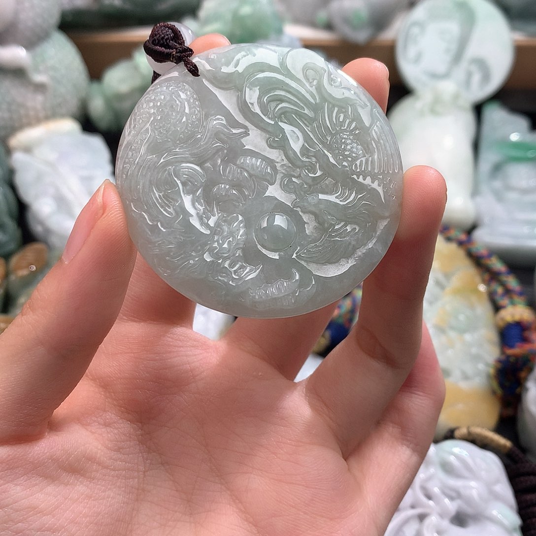 吊坠(不含链)未镶嵌翡翠