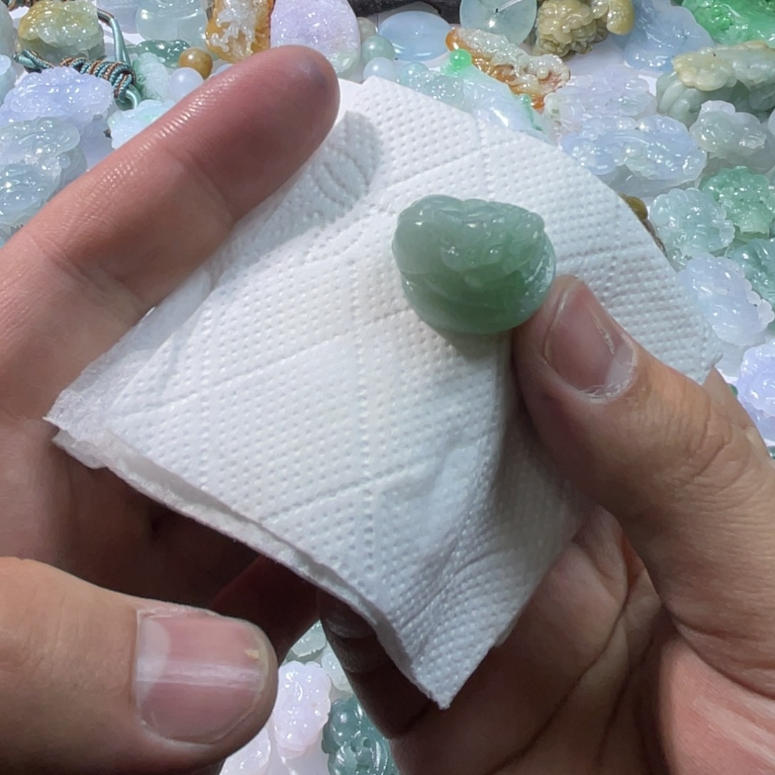 翡翠未镶嵌颈饰天然