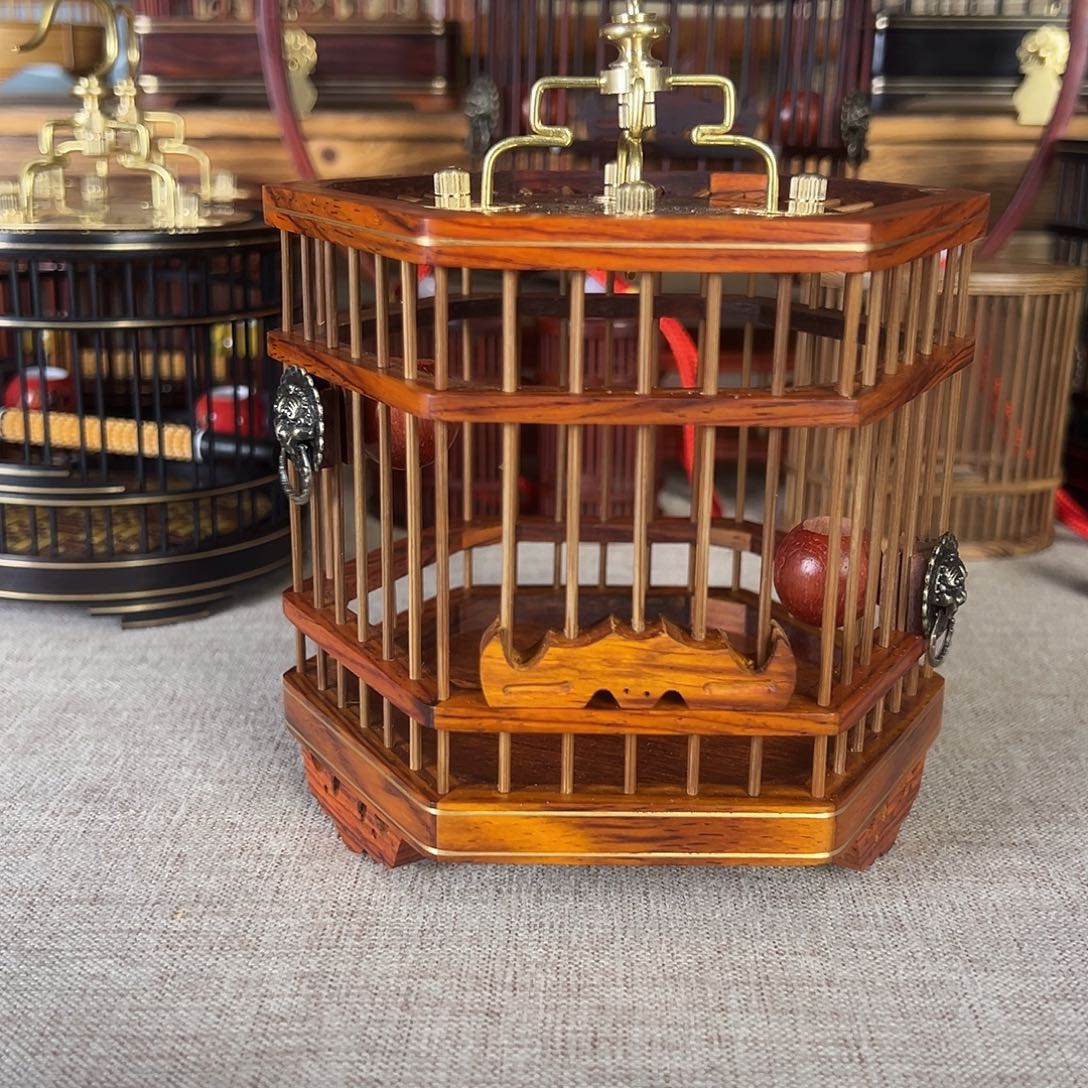 自***强太保钩款，微凹黄檀六角笼两个