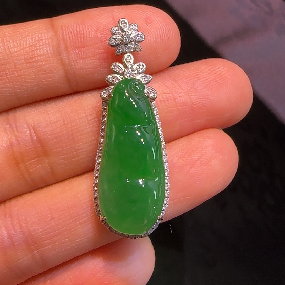 翡翠18K金镶嵌吊坠(不含链)