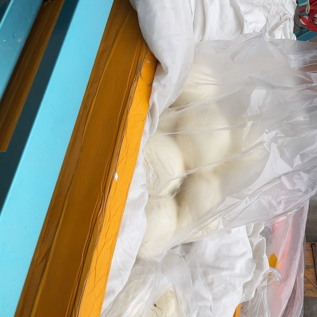 一***喵中国大陆10个白馒头，五个豌豆黄