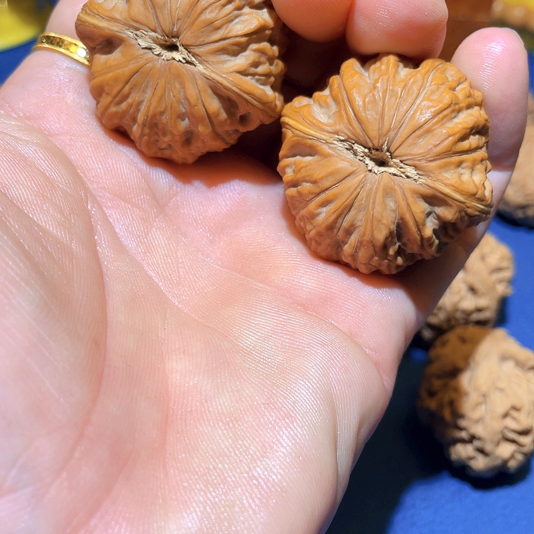 文玩核桃吊坠国*铁锤