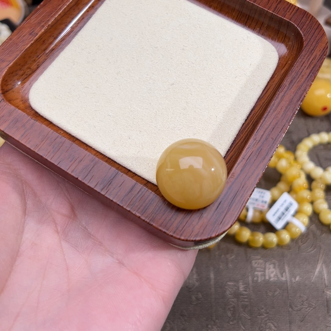 琥珀珠宝奇石未镶嵌琥珀珠宝奇石未镶嵌183