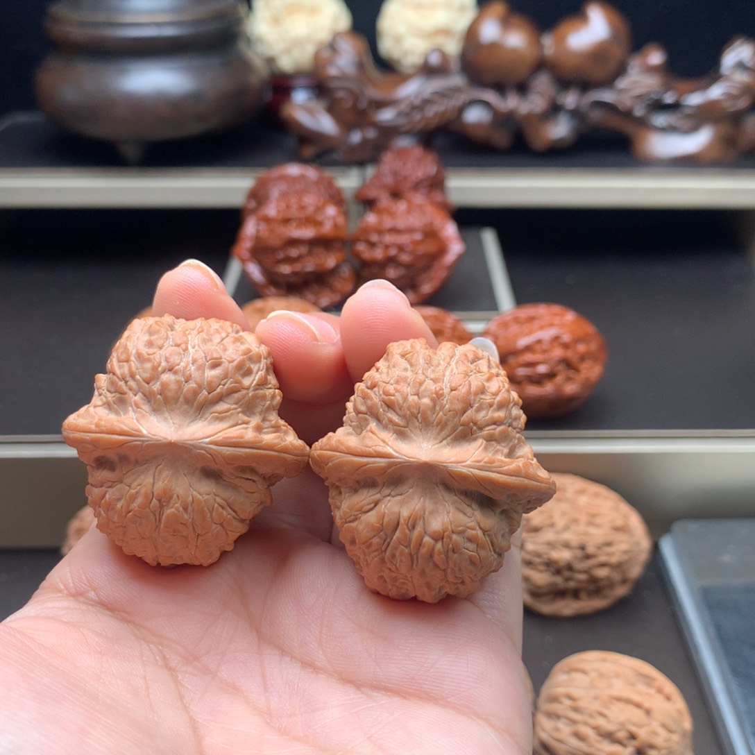 吊坠文玩核桃史***张血麒麟