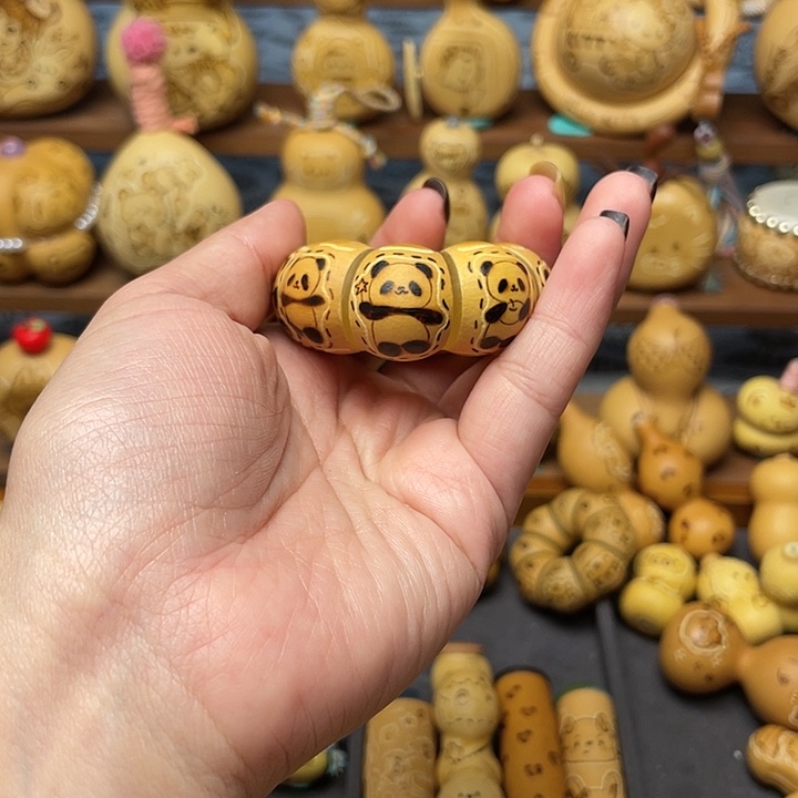 颈饰玻璃哈哈哈哈哈哈哈哈