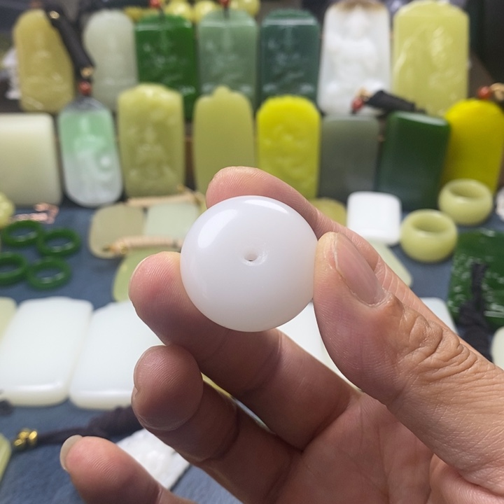 吊坠(不含链)未镶嵌和田玉