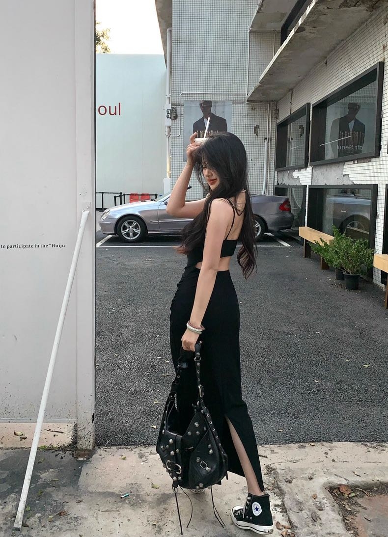 【700 -799】纯欲性感吊带连衣裙女夏季妹露背修身收腰开叉包臀长裙