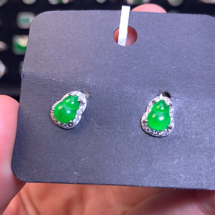 【闪购商品】翡翠耳饰银S925镶嵌天然翡翠