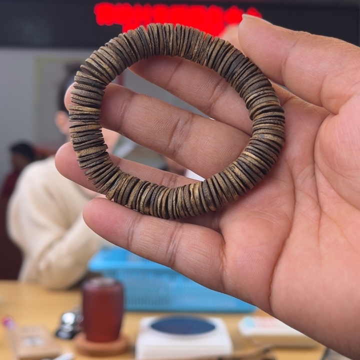 沉香手串奇楠沉水片珠10mm单圈14克多样性发一