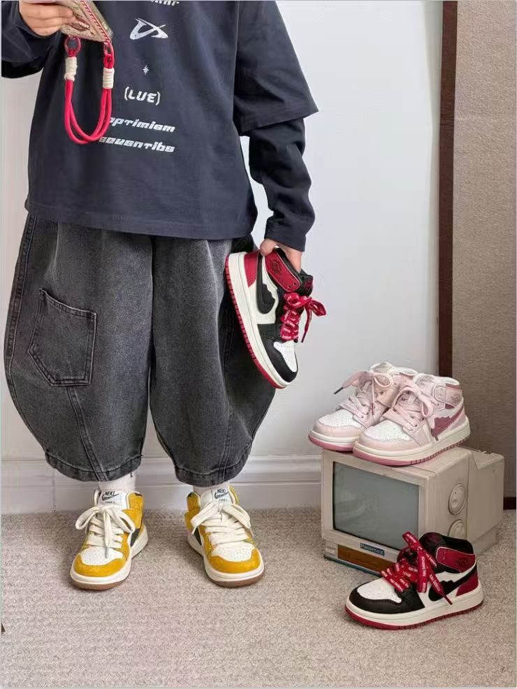  2025秋冬新款儿童时尚百搭帮板鞋女童软底休闲篮球鞋潮童